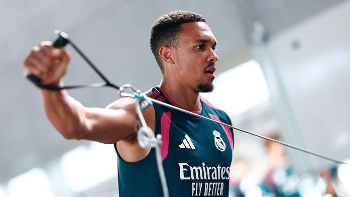 Trent Alexander-Arnold har vundet sin nye træners tillid under træningen til sæsonen